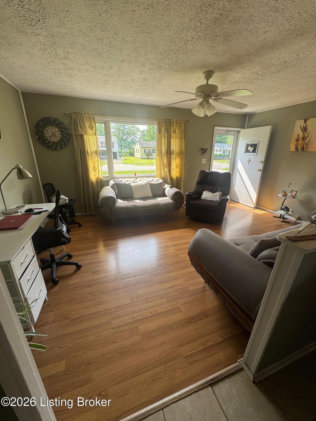 Photo of 7611 Gerald Ave, Louisville, KY 40258 (MLS # 1717256)