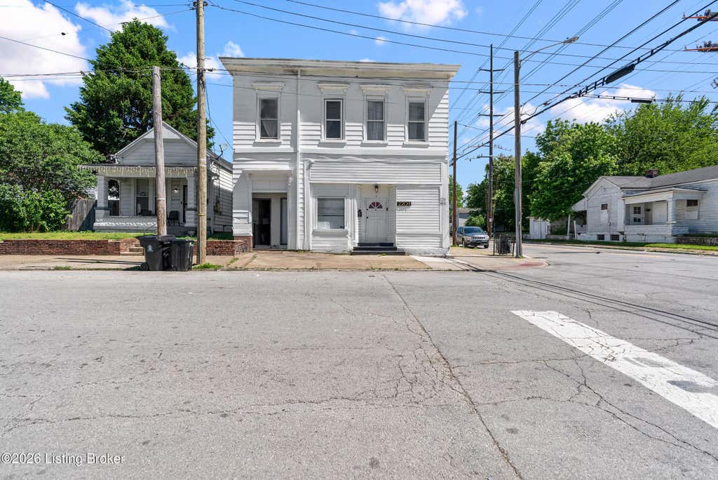 Photo of 2201 Griffiths Ave, Louisville, KY 40212 (MLS # 1726465)