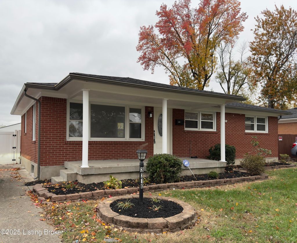 Photo of 3310 Donald Dr, Louisville, KY 40216 (MLS # 1705351)