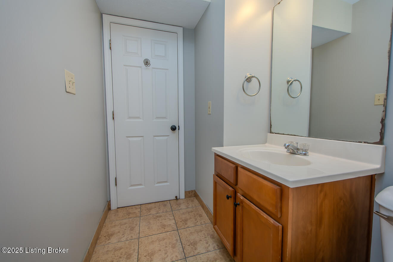 1507 La Fontenay Ct, Louisville, Kentucky image 17