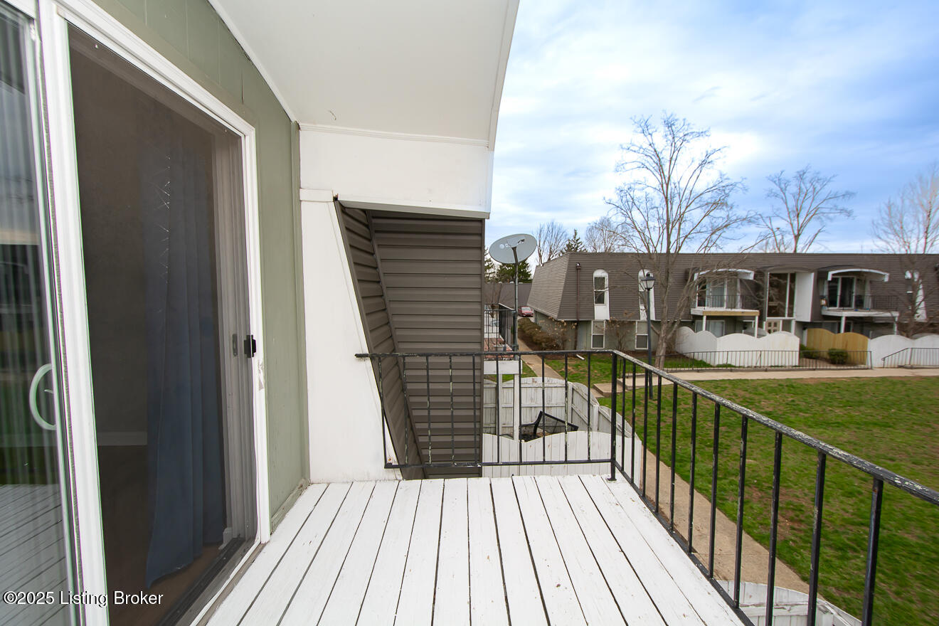 1507 La Fontenay Ct, Louisville, Kentucky image 27