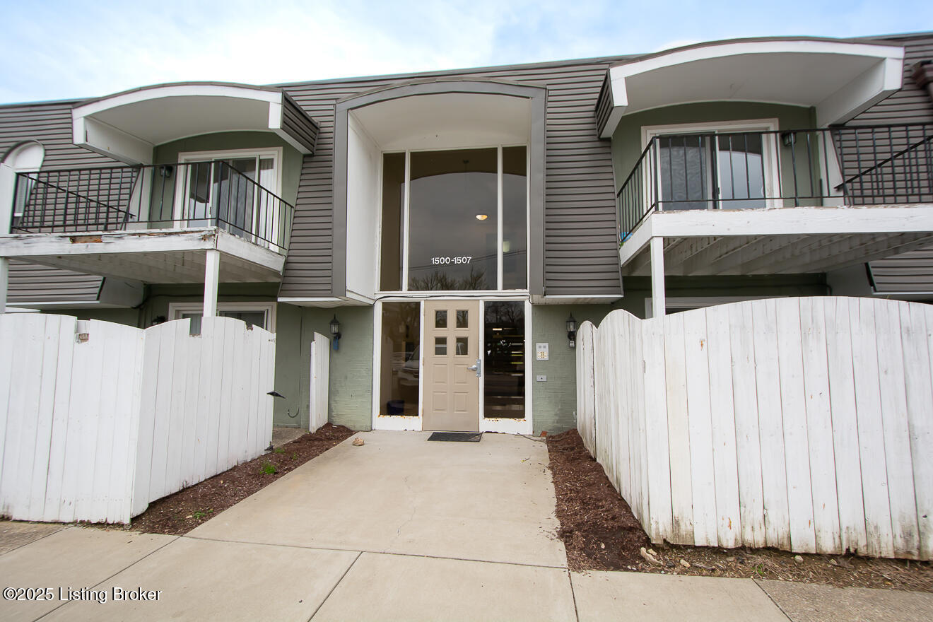 1507 La Fontenay Ct, Louisville, Kentucky image 1