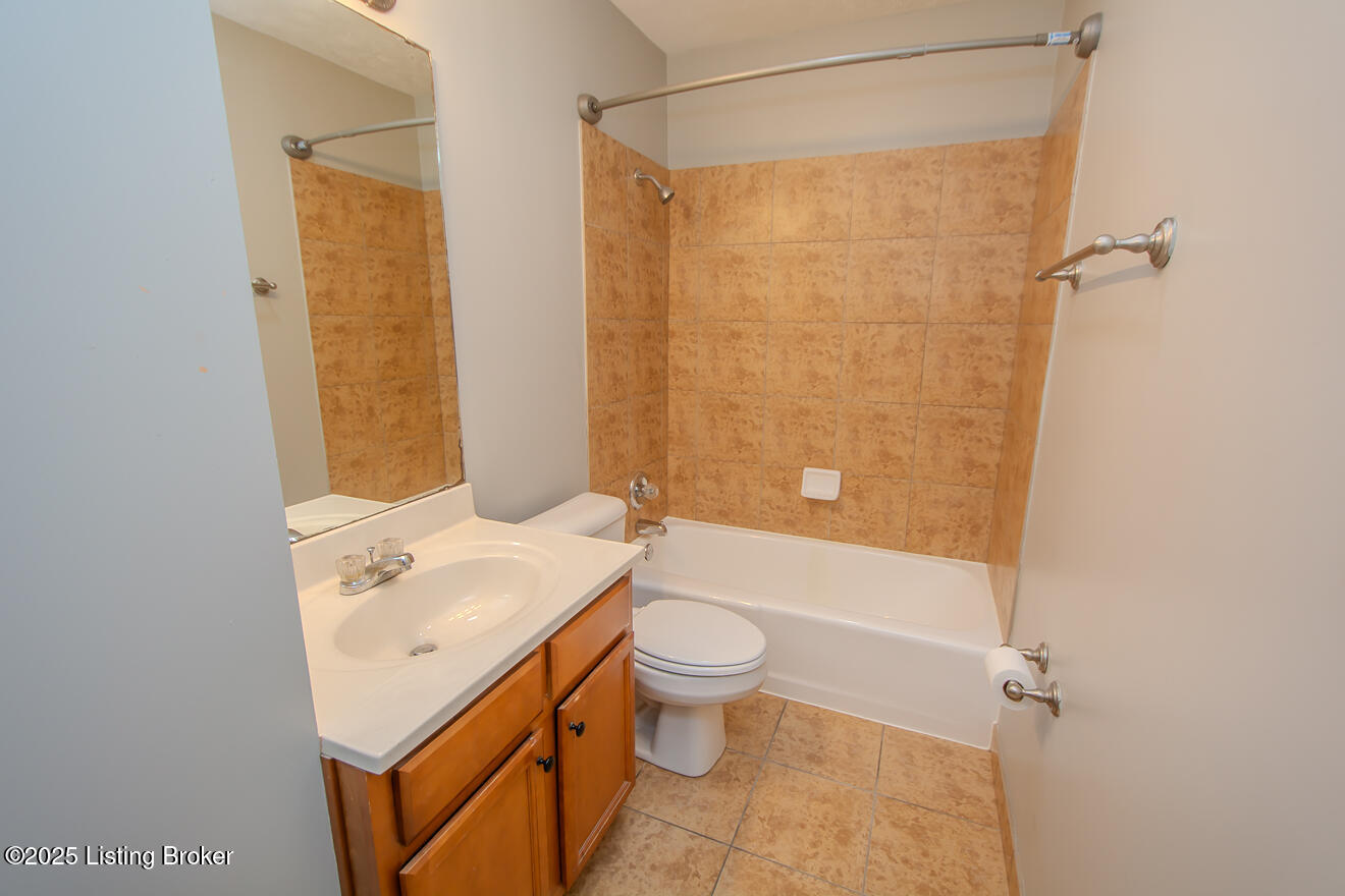 1507 La Fontenay Ct, Louisville, Kentucky image 15