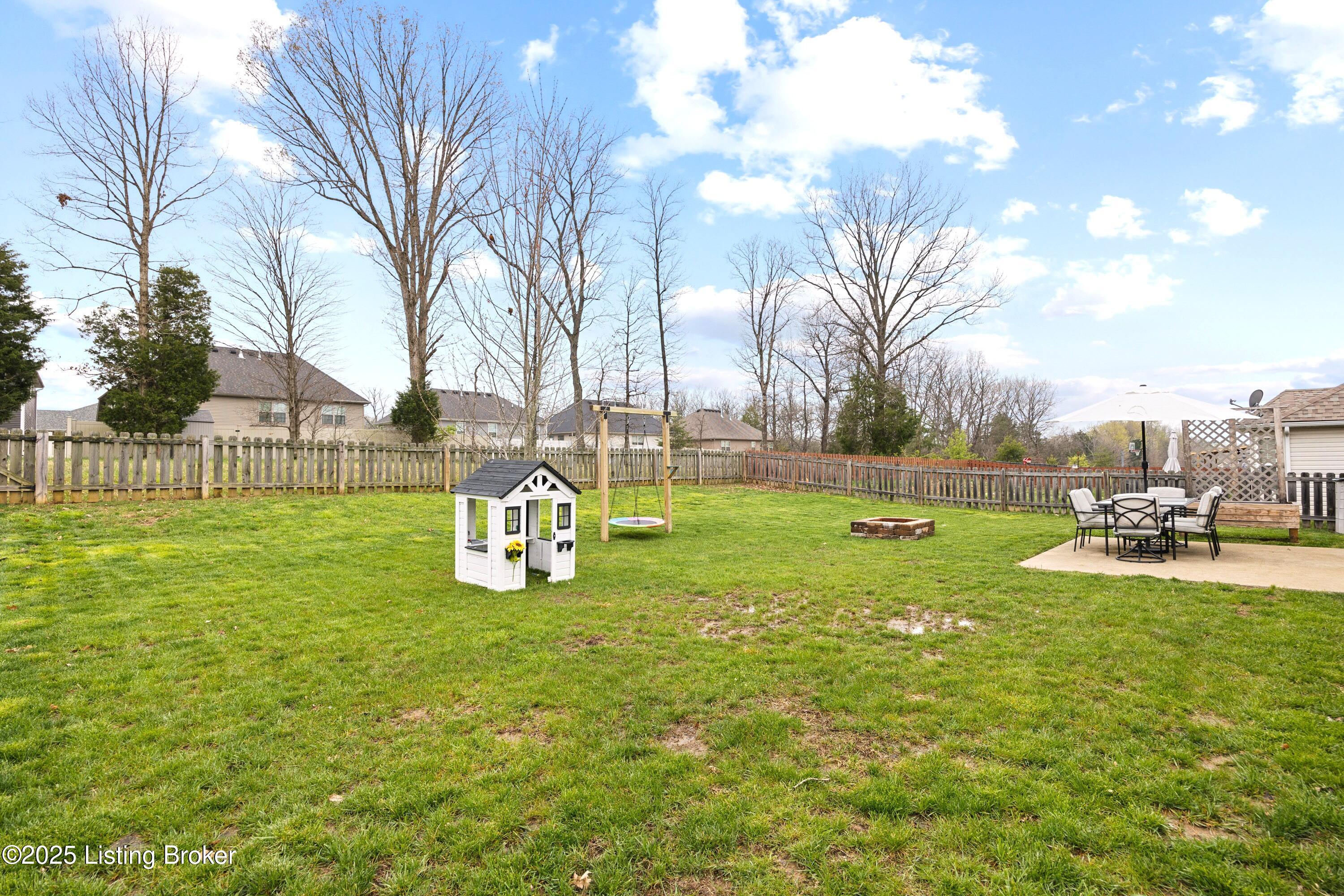 9321 Community Cove Way, Louisville, Pennsylvania image 15