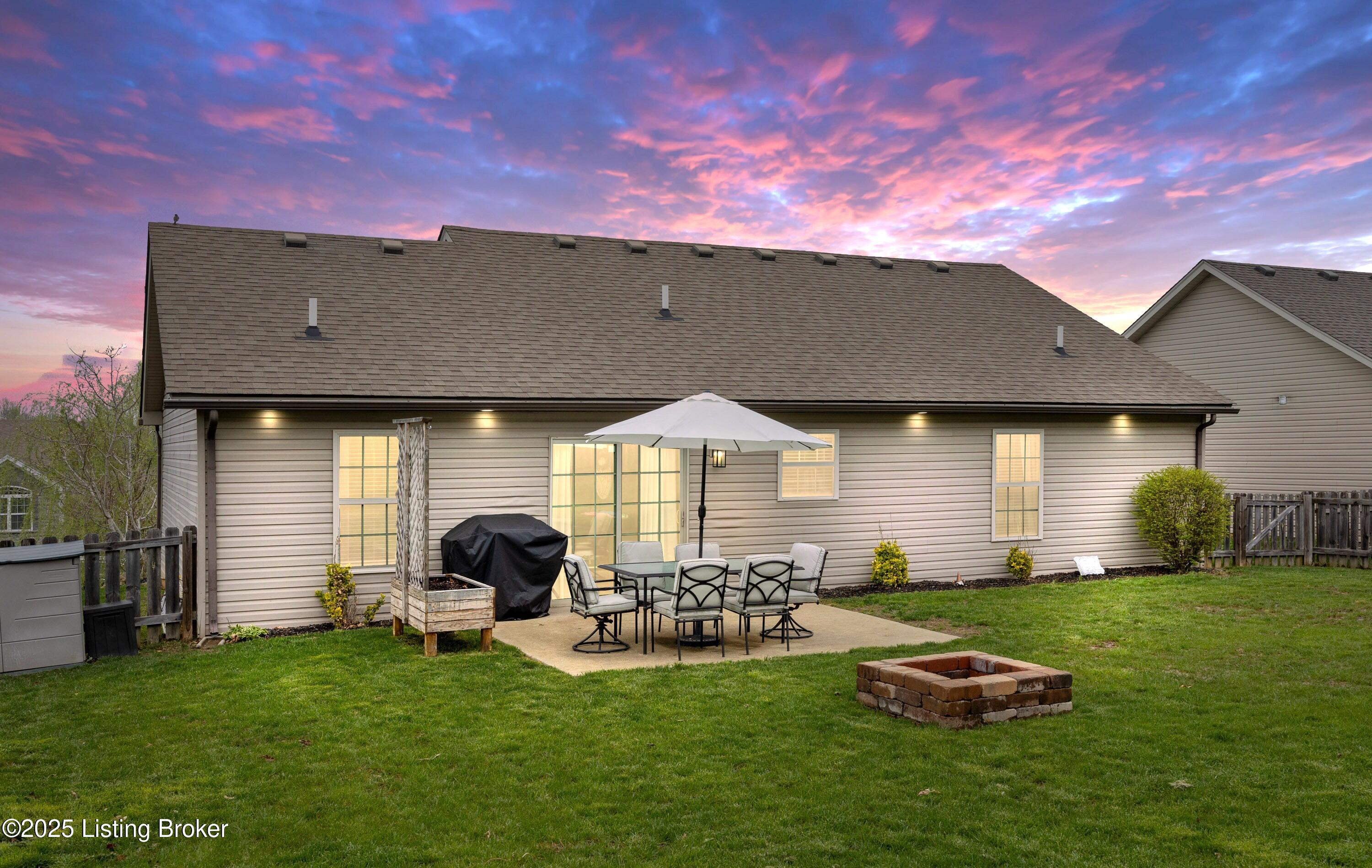 9321 Community Cove Way, Louisville, Pennsylvania image 16