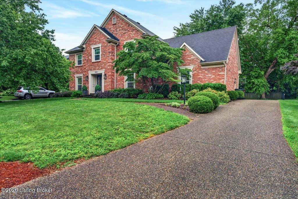 Photo of 6902 Sprig Leaf Cir, Louisville, KY 40241 (MLS # 1721308)