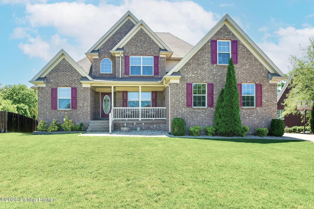 Photo of 454 Persimmon Dr, Mt Washington, KY 40047 (MLS # 1716850)