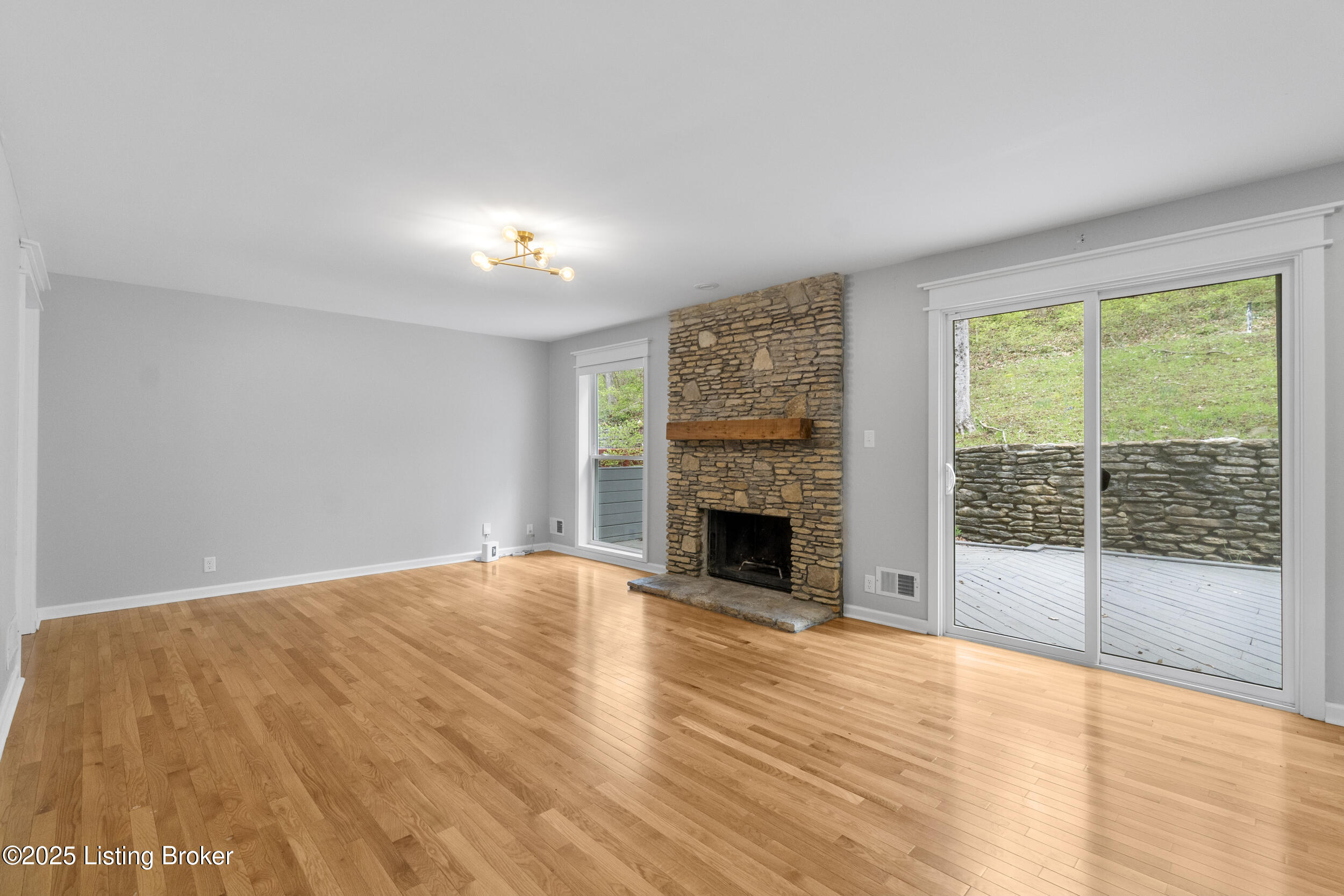 1907 Charbdin Pl, Louisville, Pennsylvania image 17