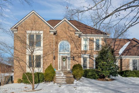 514 Woodlake Dr Louisville KY 40245