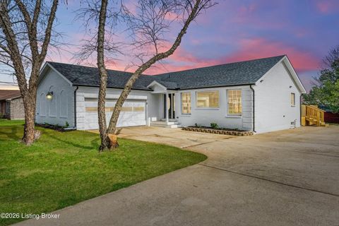 Photo of 400 Newman Way, Mt Washington, KY 40047 (MLS # 1717268)