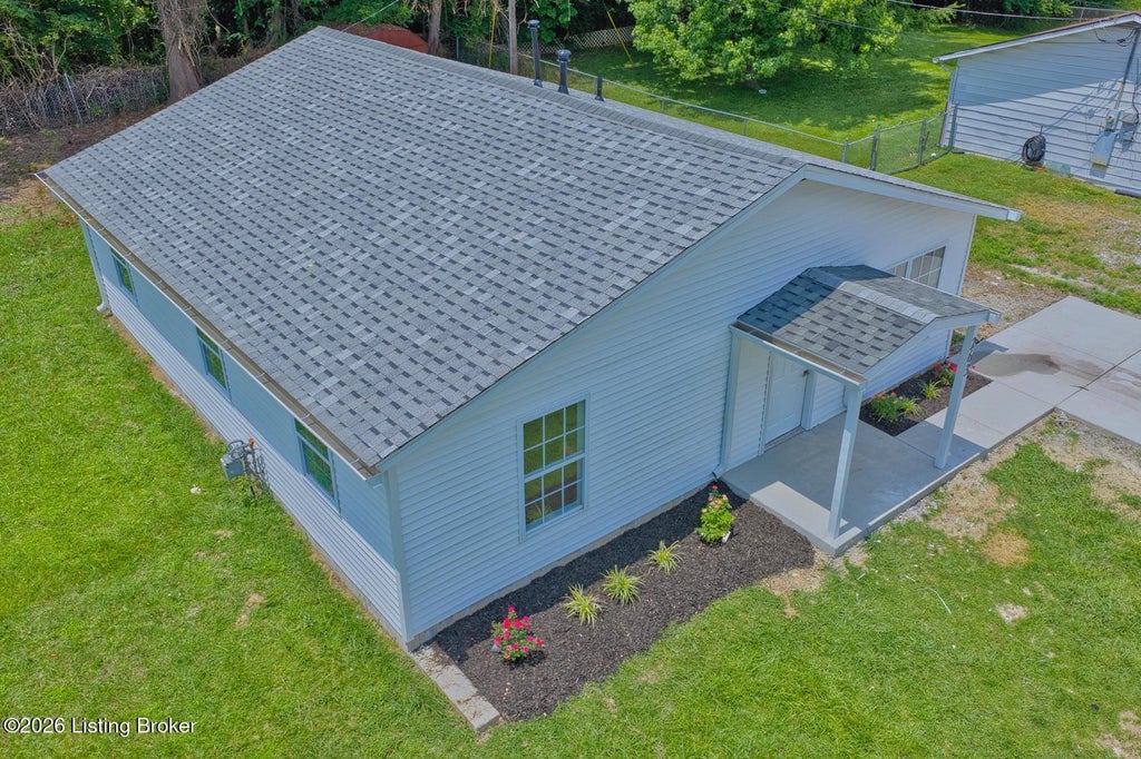Photo of 263 Melody Ln, Louisville, KY 40229 (MLS # 1728303)