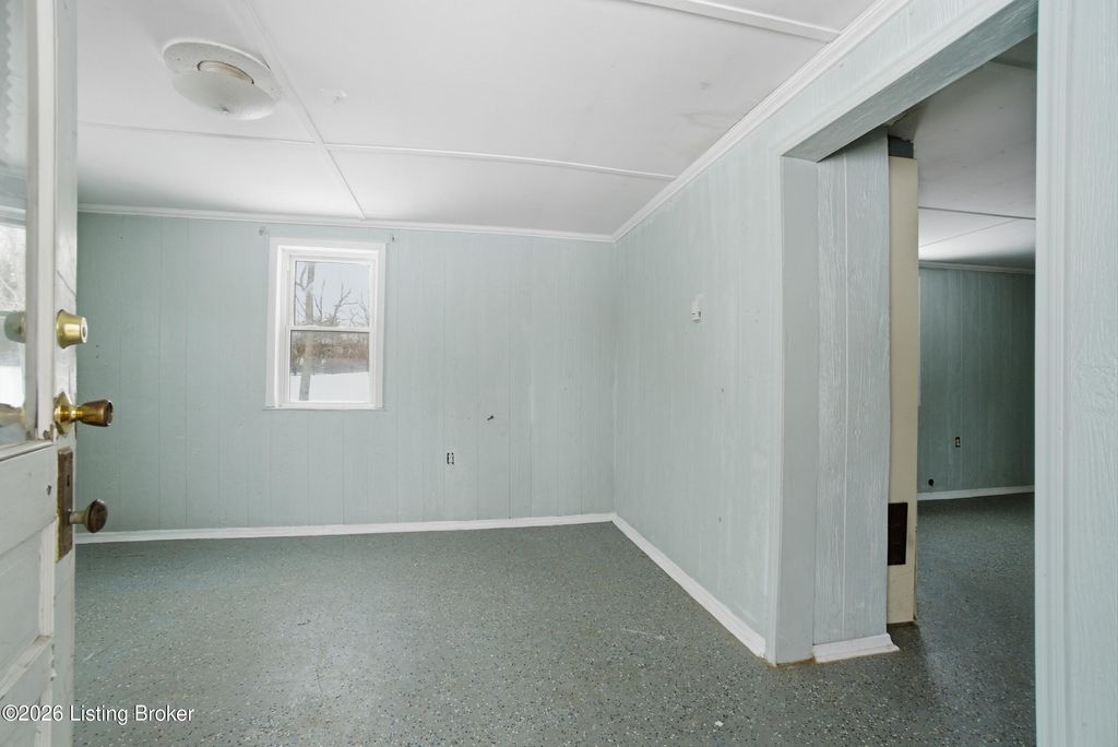 Photo of 5617 Lovers Ln, Louisville, KY 40299 (MLS # 1708406)