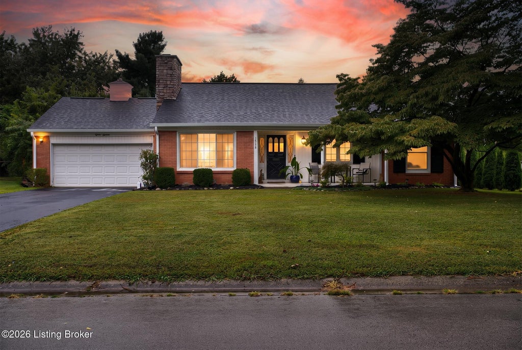 Photo of 1518 Woodluck Ave, Louisville, KY 40205 (MLS # 1728841)