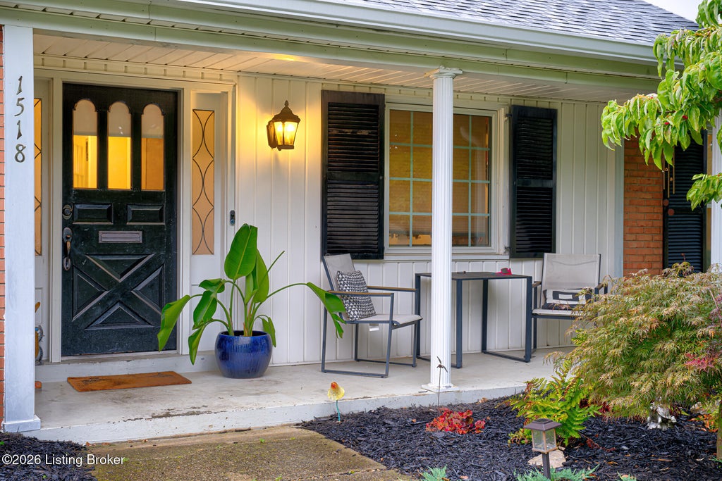 Photo of 1518 Woodluck Ave, Louisville, KY 40205 (MLS # 1728841)
