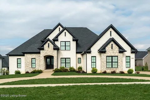 MLS: 1685351