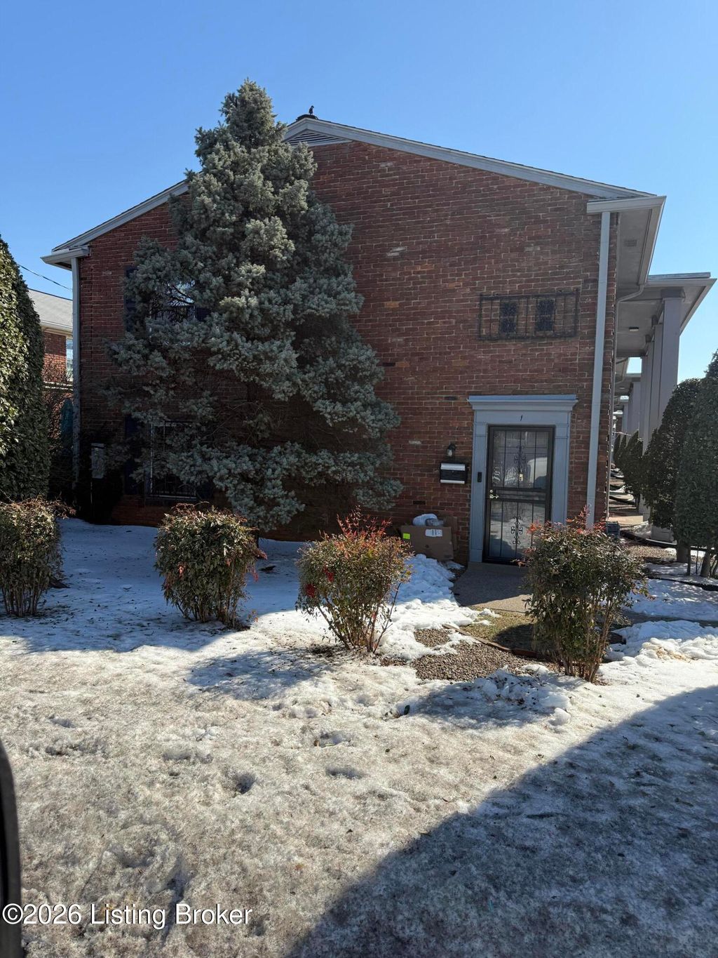Photo of 1924 Goldsmith Ln #UNIT 1, Louisville, KY 40218 (MLS # 1715205)