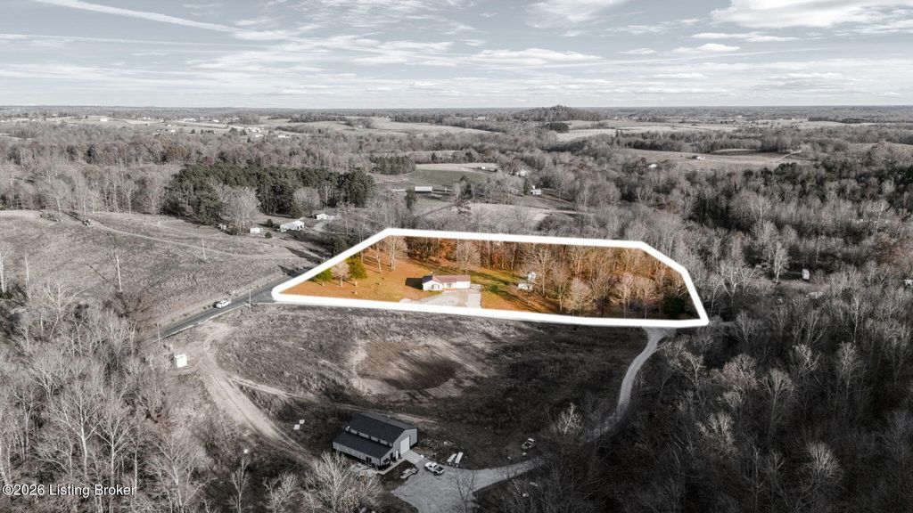 Photo of 2414 Sunfish-Sunny Point Rd, Brownsville, KY 42210 (MLS # 1710293)