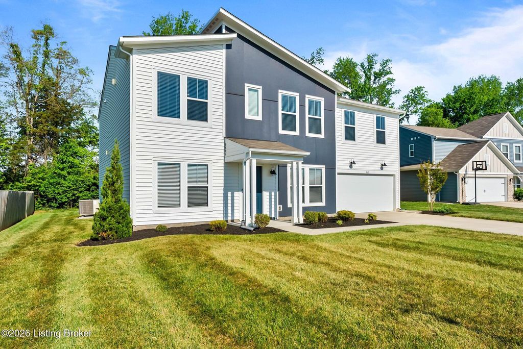 Photo of 367 Birchwood Dr, Shepherdsville, KY 40165 (MLS # 1714868)