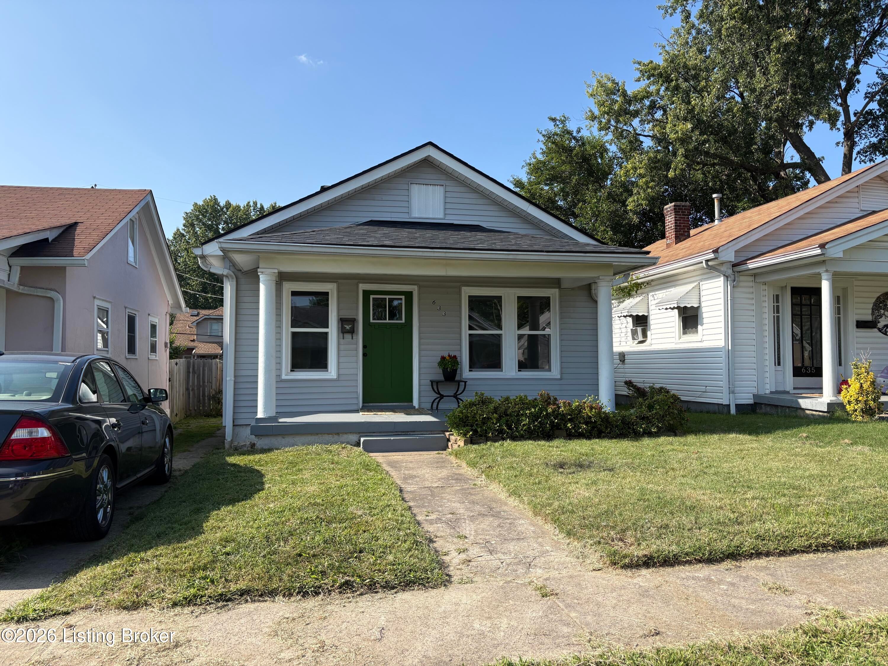 633 Merwin Ave - Photo 2