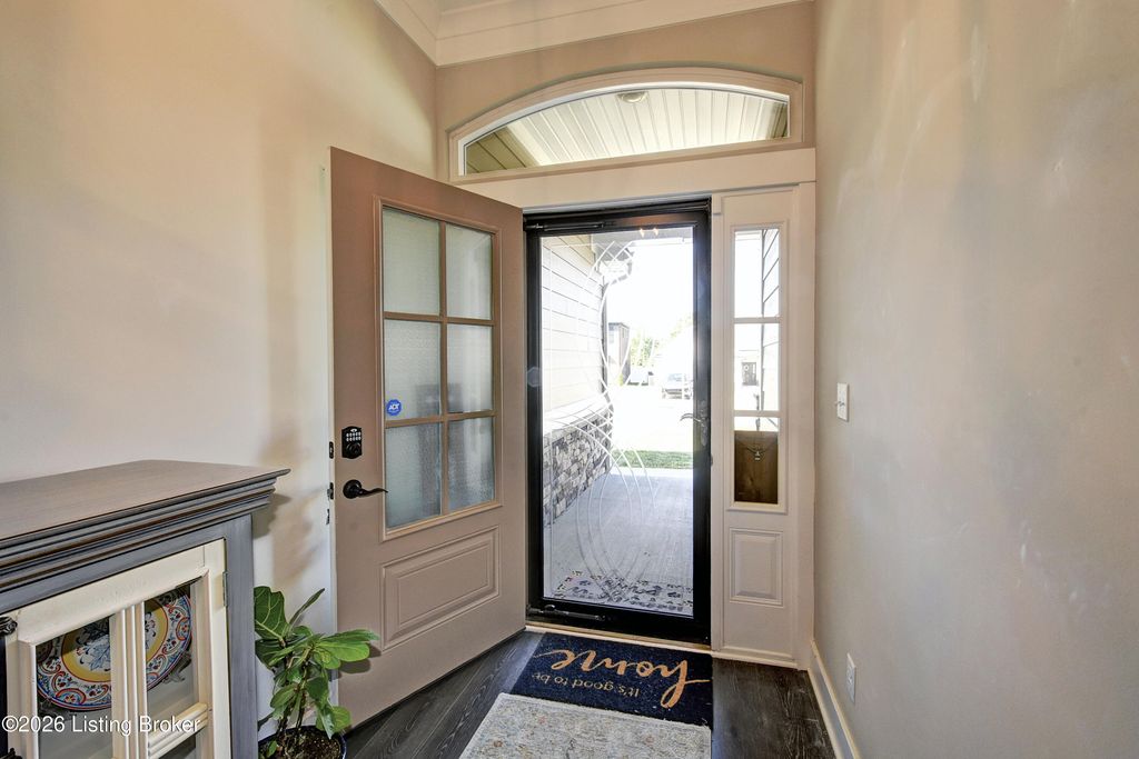 Photo of 7911 Cultivator Ct, Louisville, KY 40291 (MLS # 1717068)