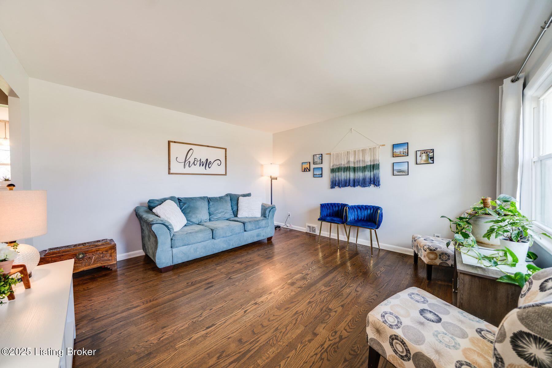 9410 Plumwood Rd, Louisville, Pennsylvania image 4