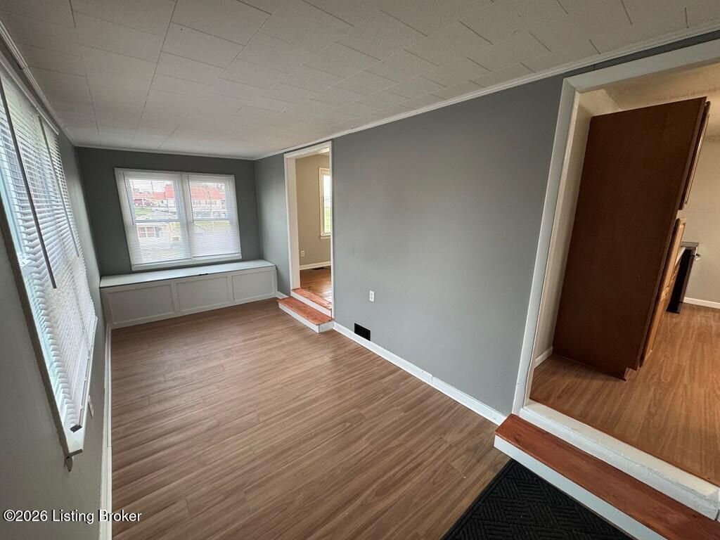 Photo of 427 Foxspring Ave, Flemingsburg, KY 41041 (MLS # 1705999)