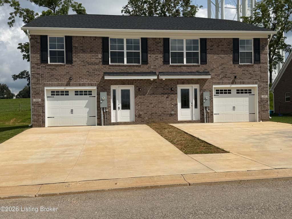 Photo of 348/350 Breckinridge Cir, Vine Grove, KY 40175 (MLS # 1723821)