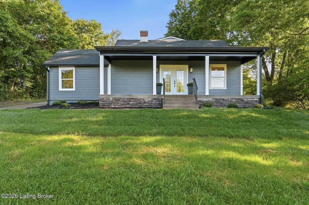 Photo of 6805 Cooper Chapel Rd, Louisville, KY 40229 (MLS # 1716956)