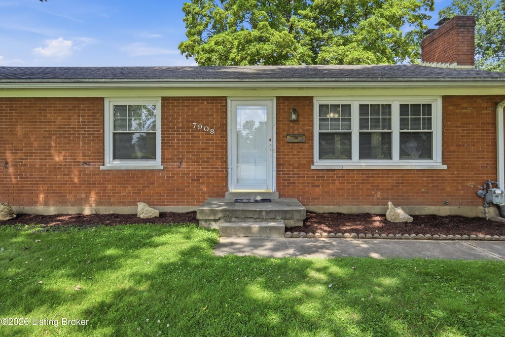 Photo of 7908 Red Cedar Way, Louisville, KY 40219 (MLS # 1721951)