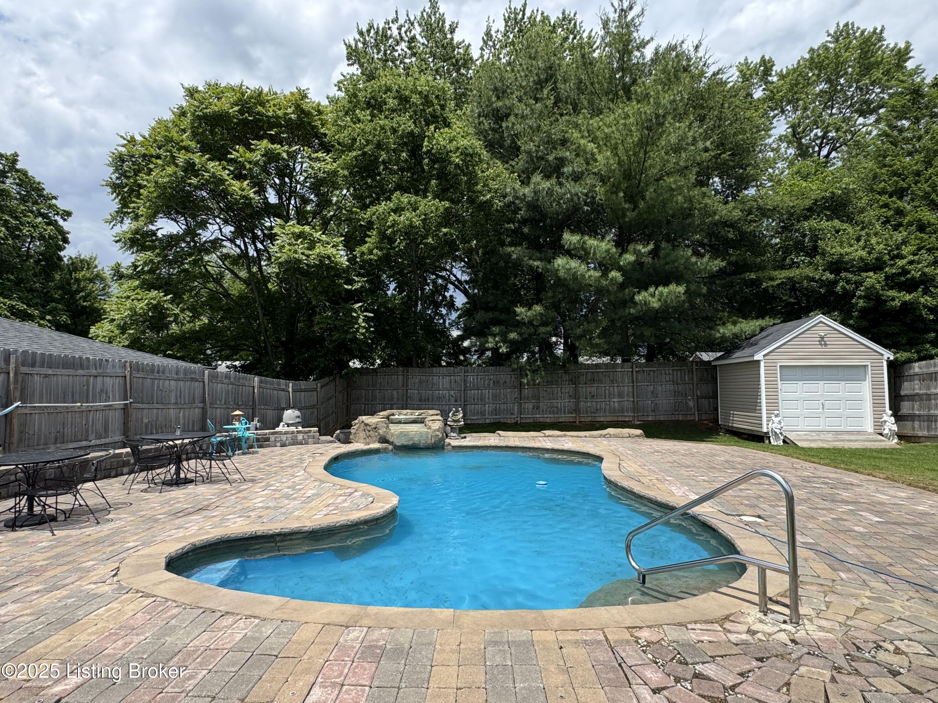 7005 Shareith Dr, Louisville, Pennsylvania image 32