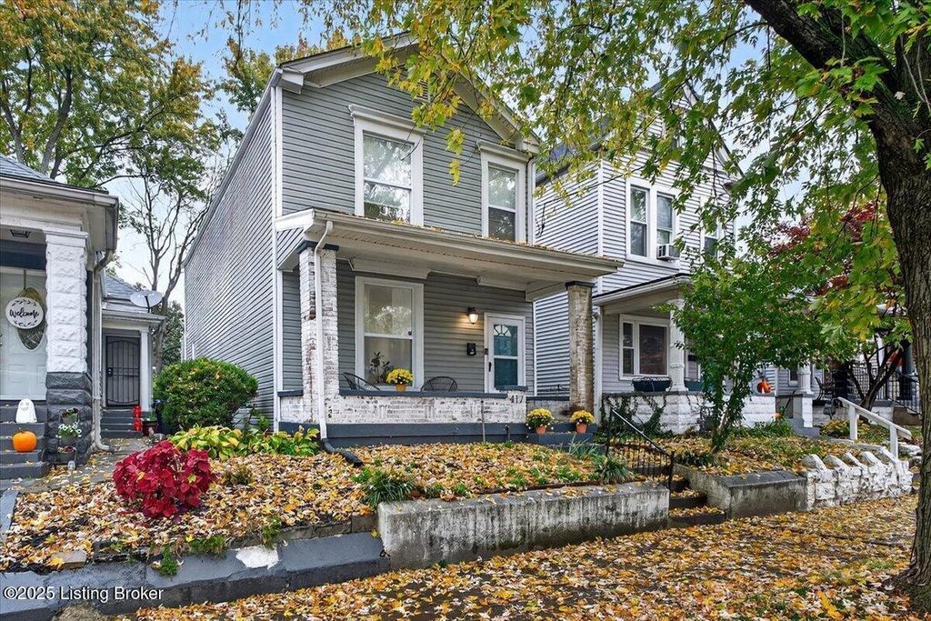 Photo of 417 Camp St, Louisville, KY 40203 (MLS # 1710893)