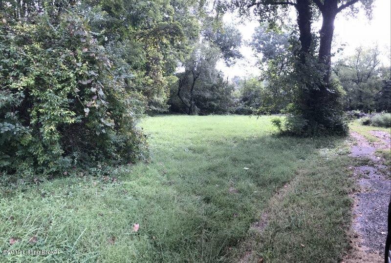 Photo 1 of 1 — 6815 Memory Ln, Louisville, KY 40258
