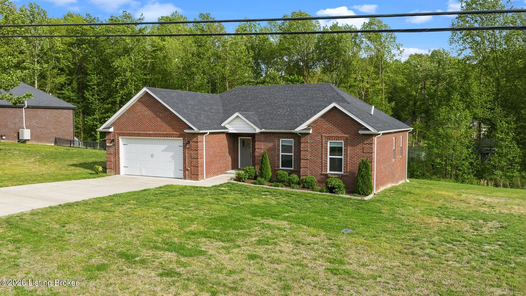 Photo of 396 Beasley Blvd, Elizabethtown, KY 42701 (MLS # 1715306)