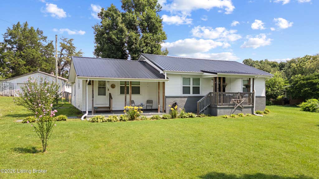 Photo of 6534 Valley Creek Rd, Elizabethtown, KY 42701 (MLS # 1727326)