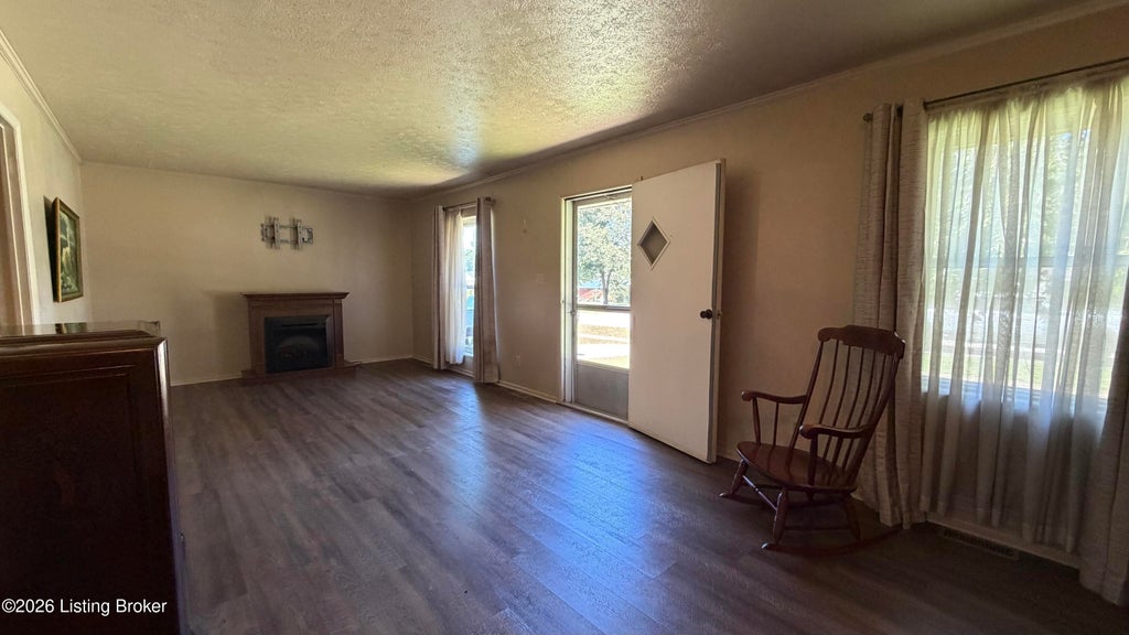 Photo of 105 Barberry Ln, Bardstown, KY 40004 (MLS # 1724267)