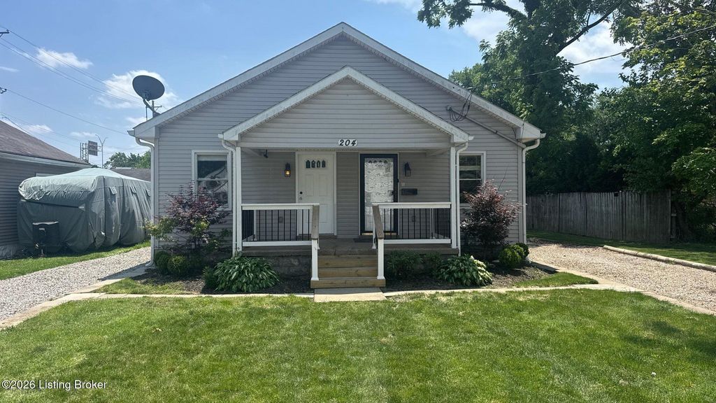 Photo of 204 E Florence Ave, Louisville, KY 40209 (MLS # 1718311)