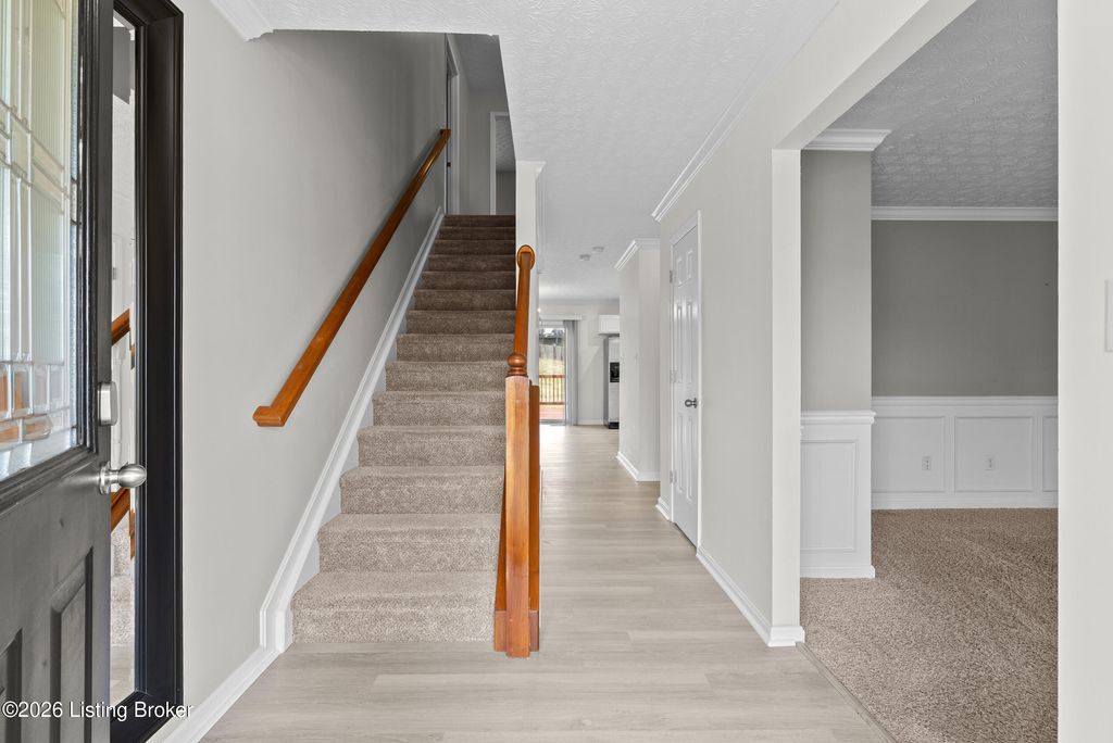 Photo of 1003 Cherry Ridge Run, La Grange, KY 40031 (MLS # 1709355)