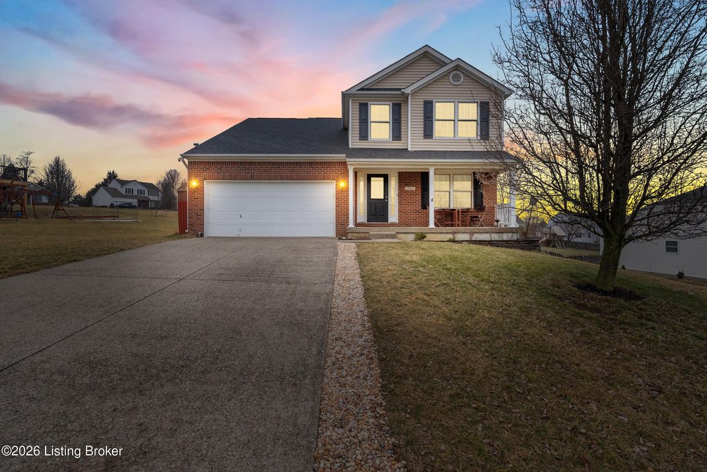 Photo of 1003 Cherry Ridge Run, La Grange, KY 40031 (MLS # 1709355)