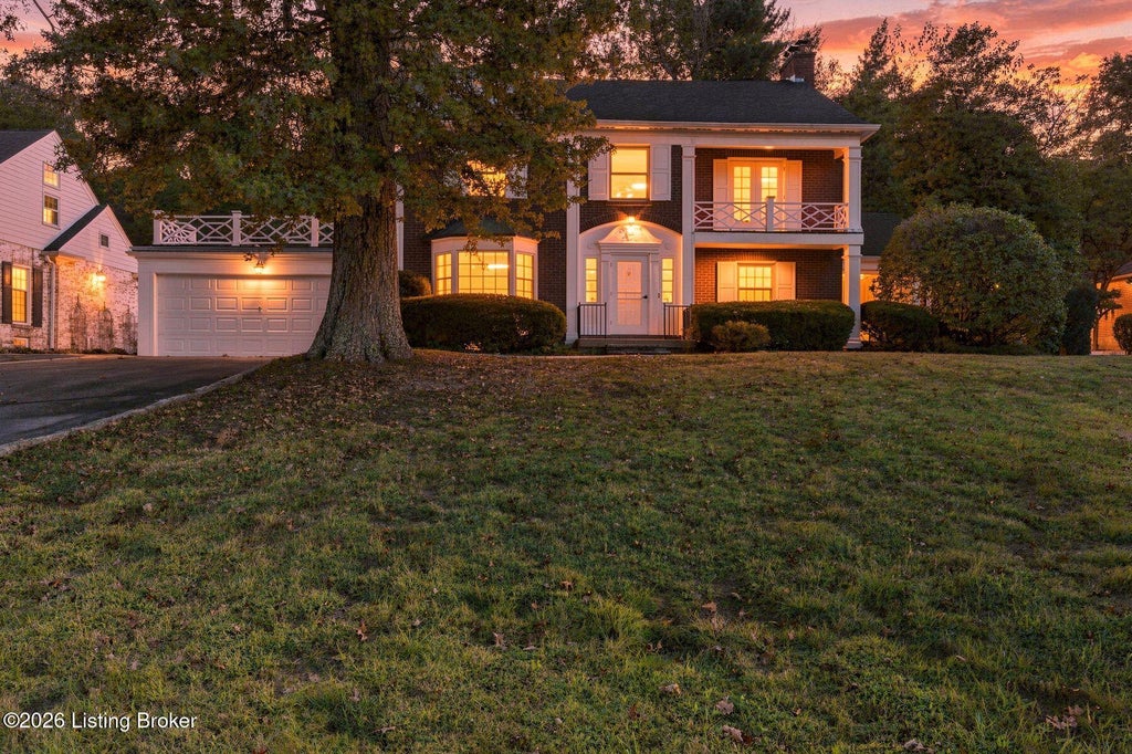 Photo of 2501 Seneca Valley Rd, Louisville, KY 40205 (MLS # 1732594)