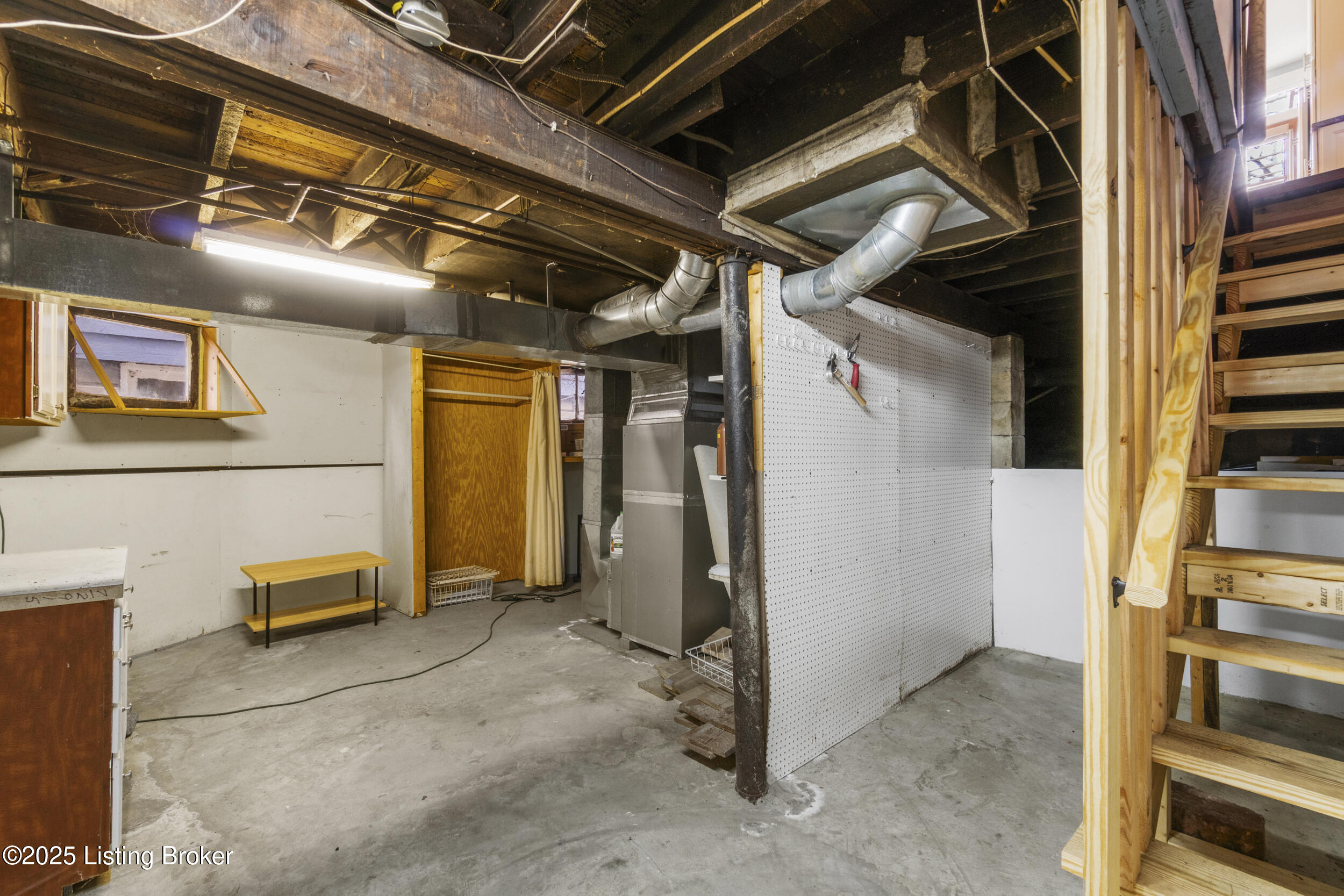 1203 Everett Ave, Louisville, Kentucky image 40