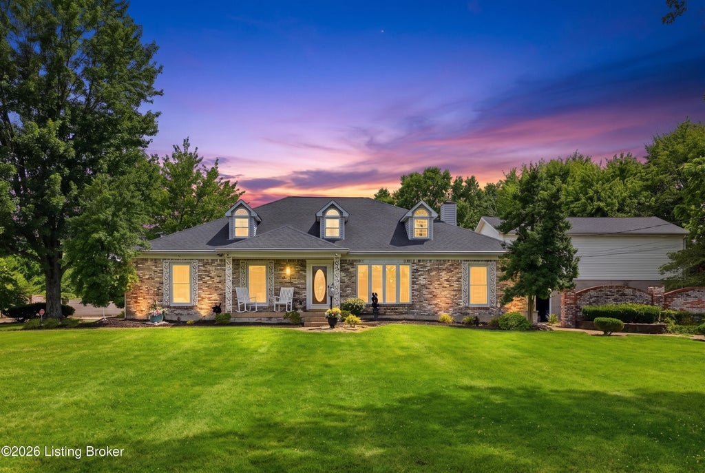Photo of 5504 Mount Washington Rd, Louisville, KY 40229 (MLS # 1730501)