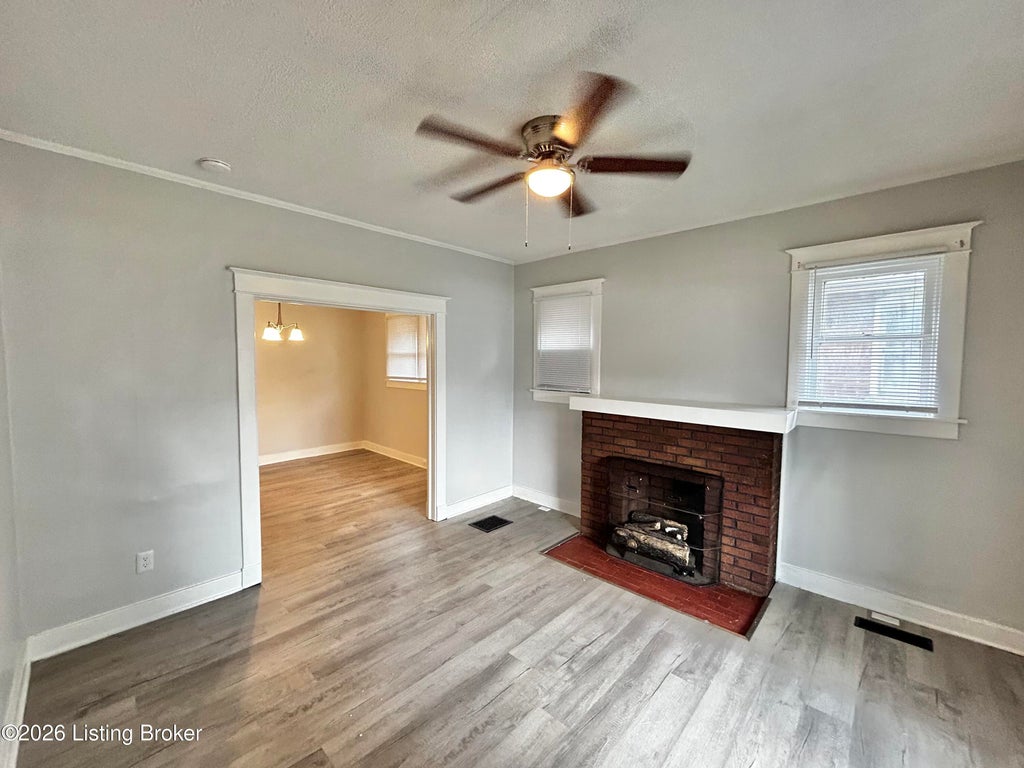 Photo of 818 S 31st St, Louisville, KY 40211 (MLS # 1731494)