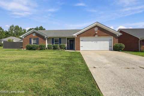 Homes For Sale - 230 Clover Cove Dr<br/> Bullitt County, Shepherdsville, KY 40165