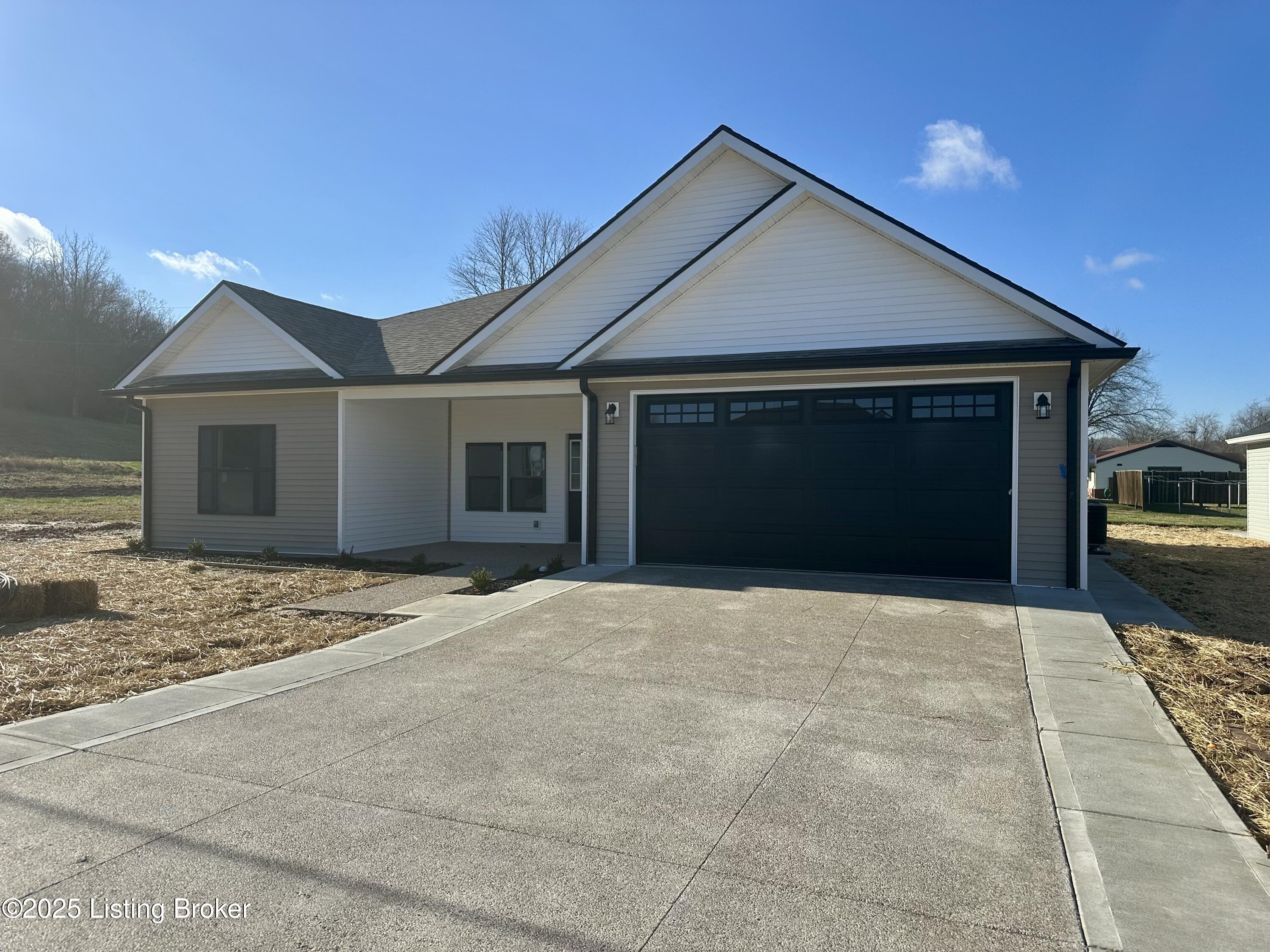 603 Evergreen Ct, Carrollton, Kentucky image 2