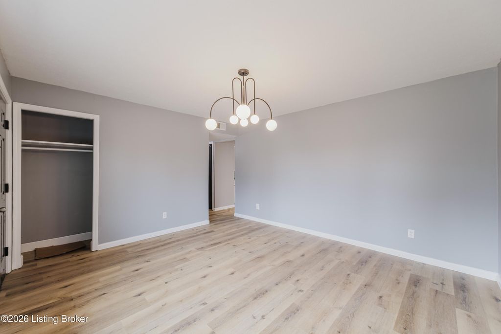 Photo of 107 Sam Dr, Louisville, KY 40214 (MLS # 1709981)