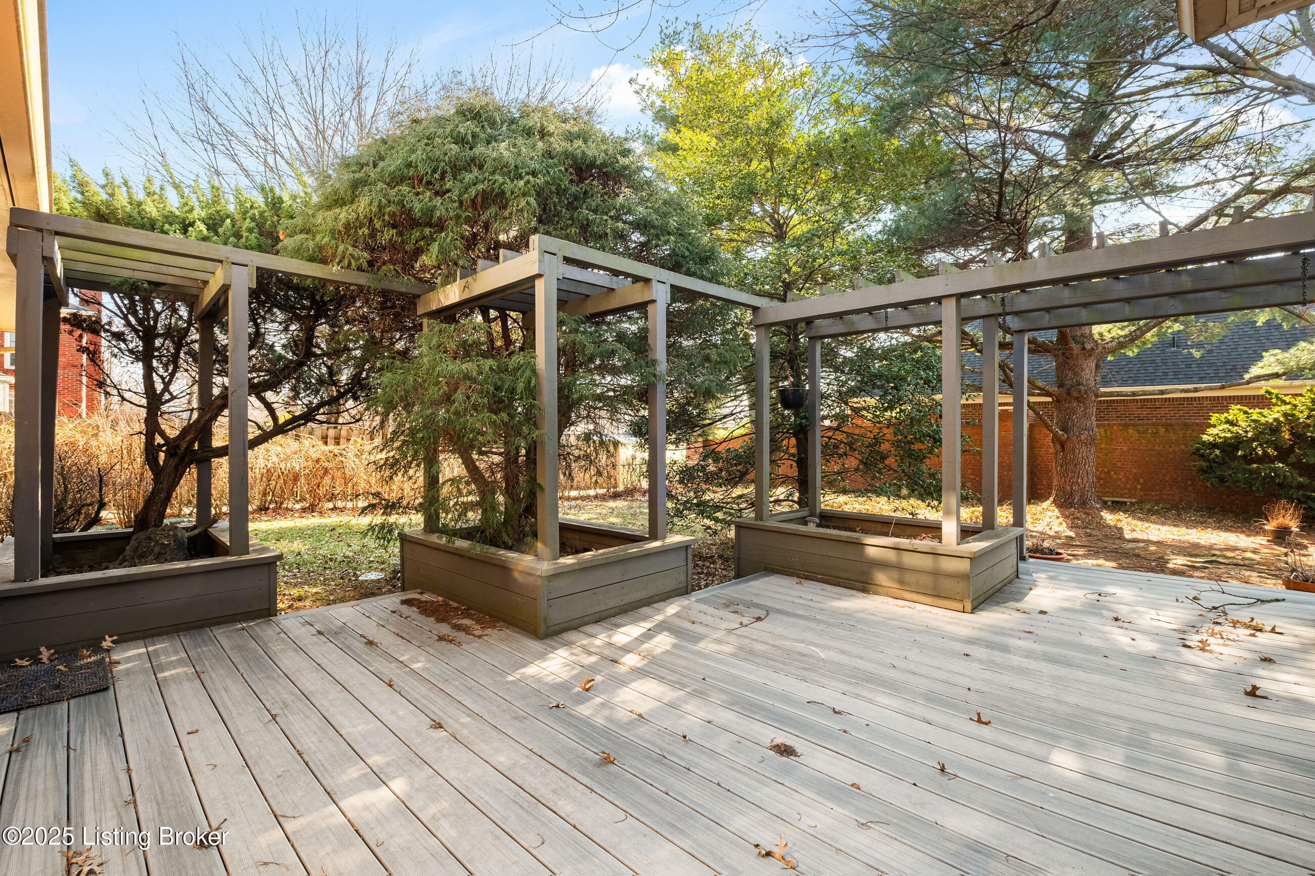 2412 Hayward Rd, Louisville, Kentucky image 27