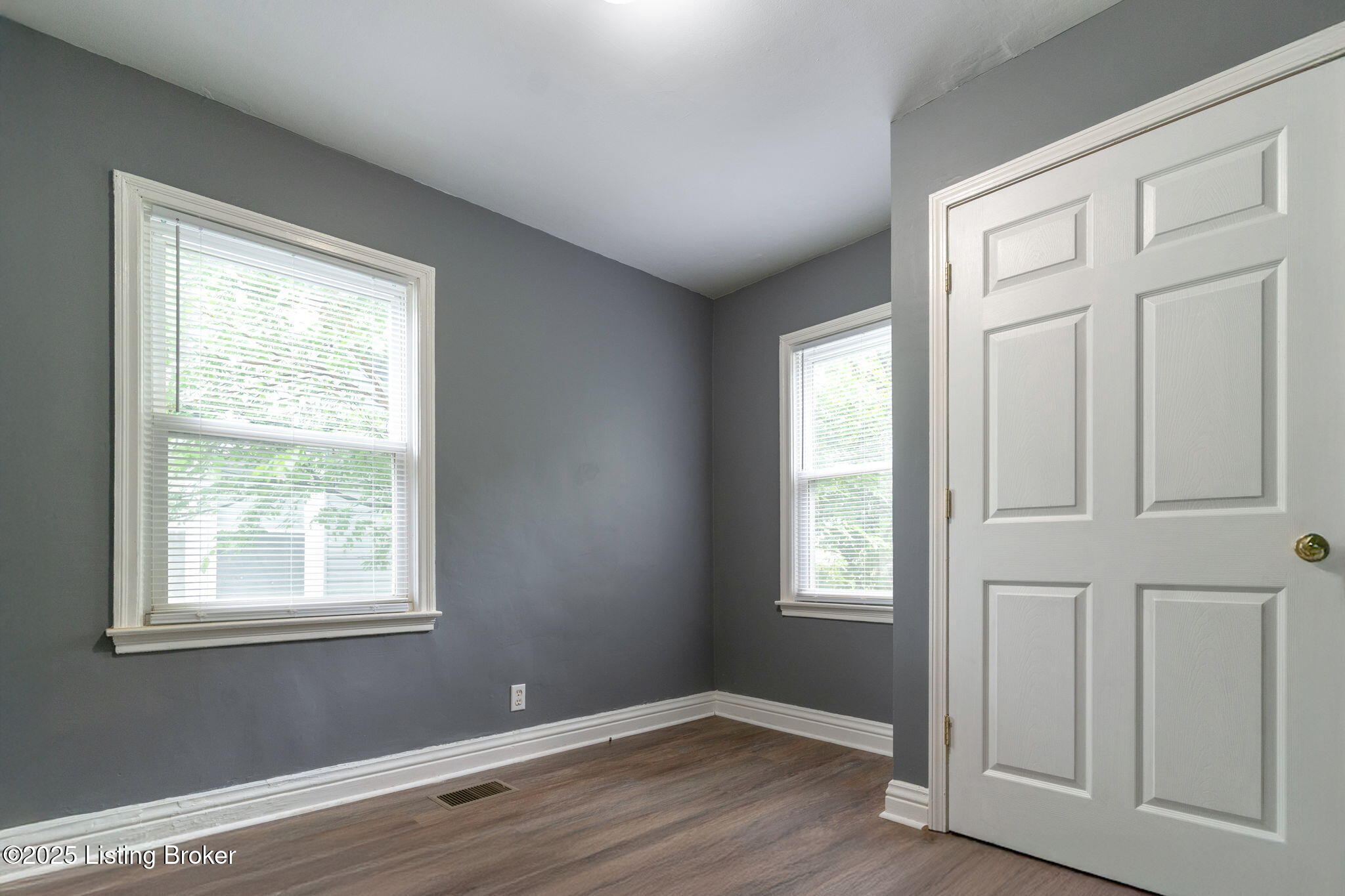 1119 Carlisle Ave, Louisville, Kentucky image 14