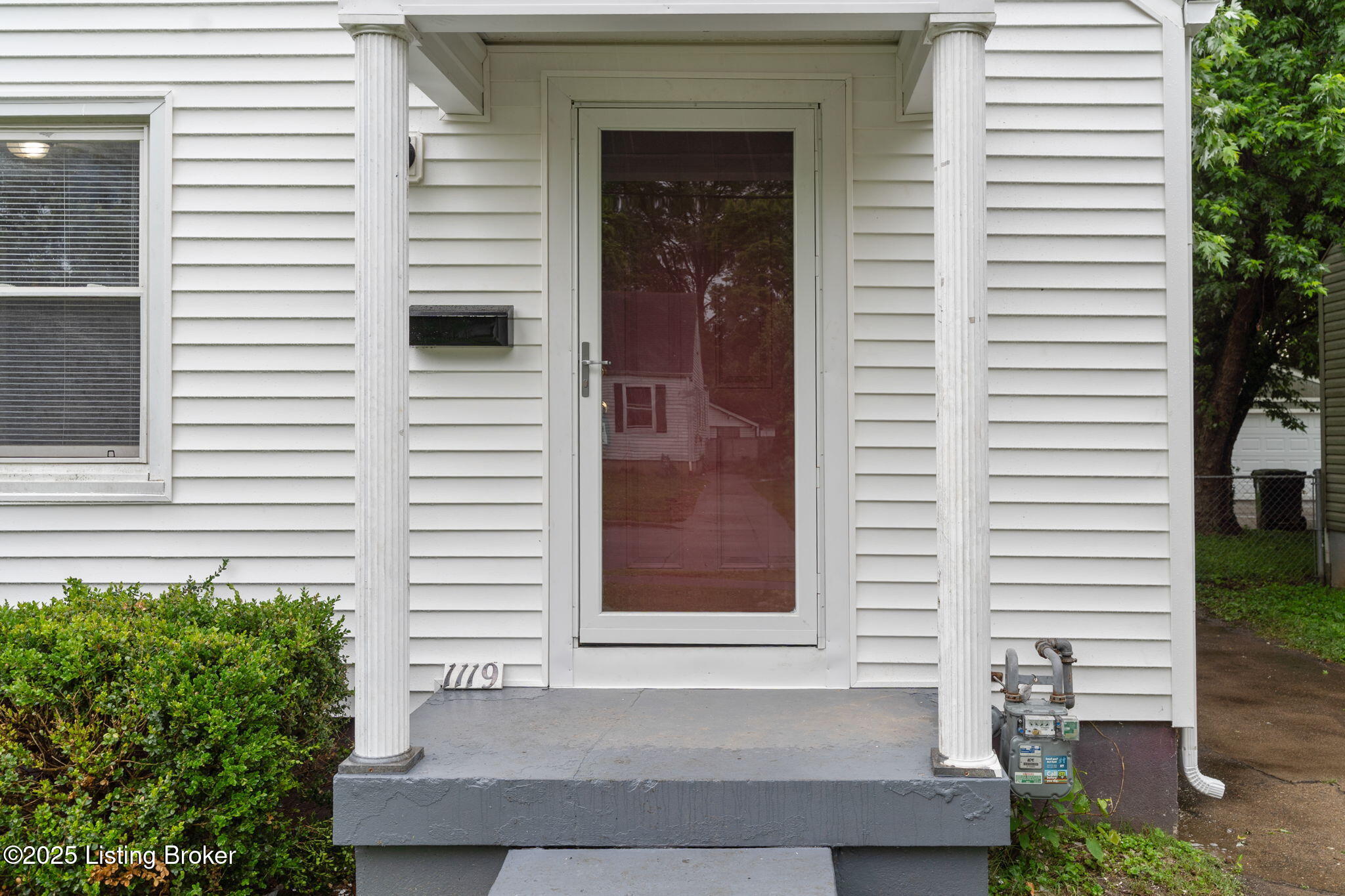 1119 Carlisle Ave, Louisville, Kentucky image 4