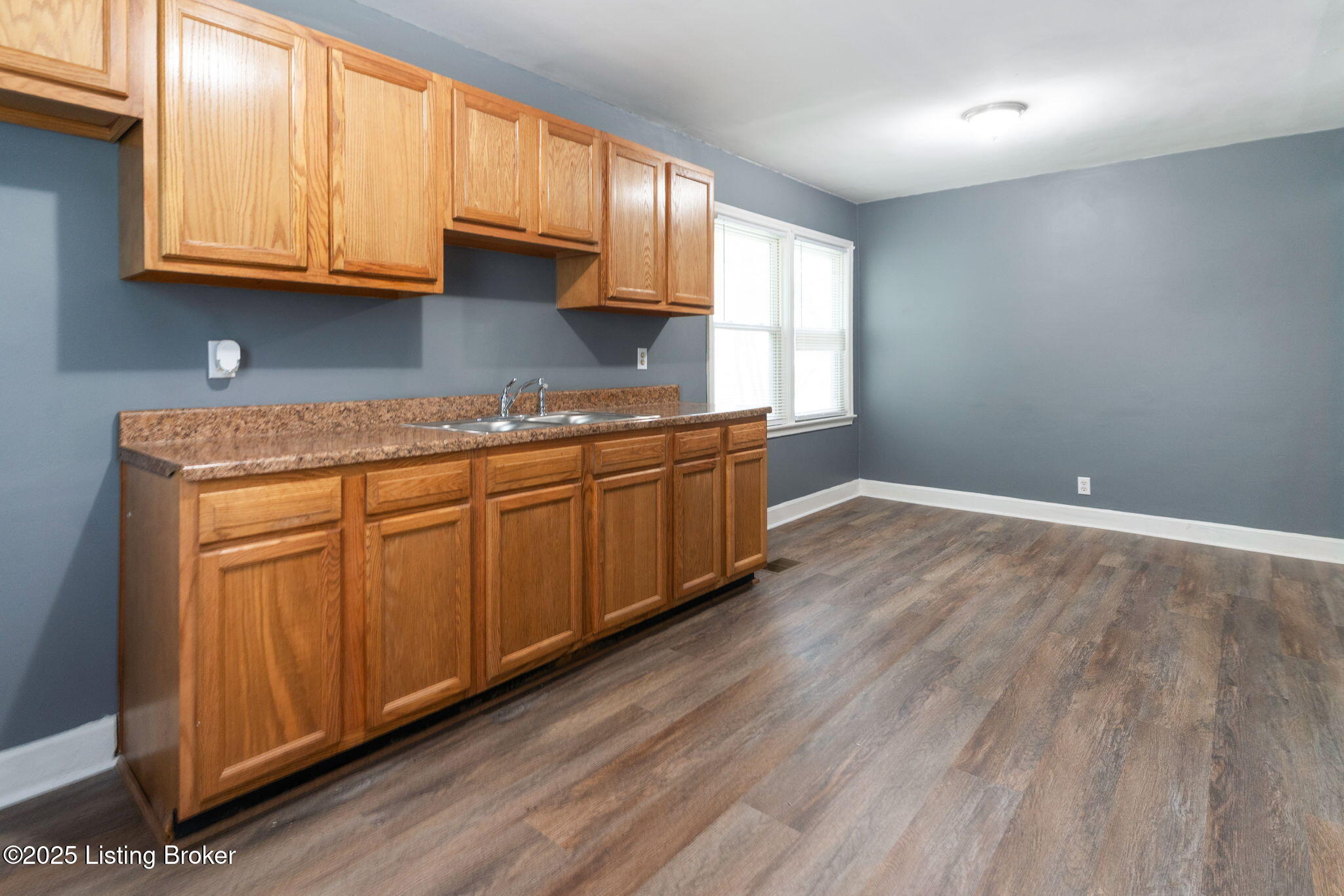 1119 Carlisle Ave, Louisville, Kentucky image 8