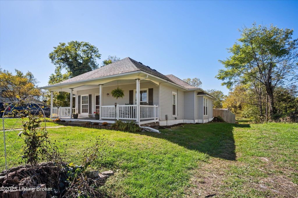 Photo of 2235 Franklinton Rd, Pleasureville, KY 40057 (MLS # 1701364)